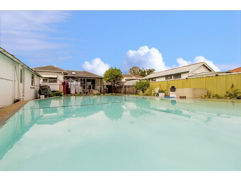 31 Ashcroft Street, Georges Hall NSW 2198