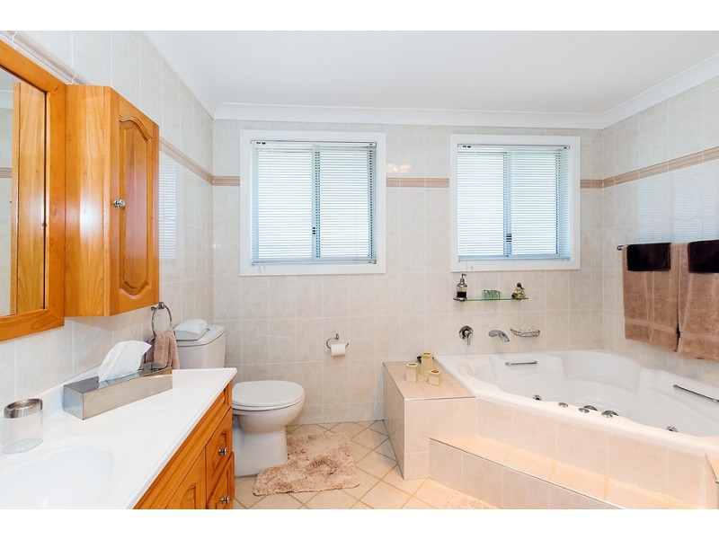 9 Baxter Road, Bass Hill NSW 2197