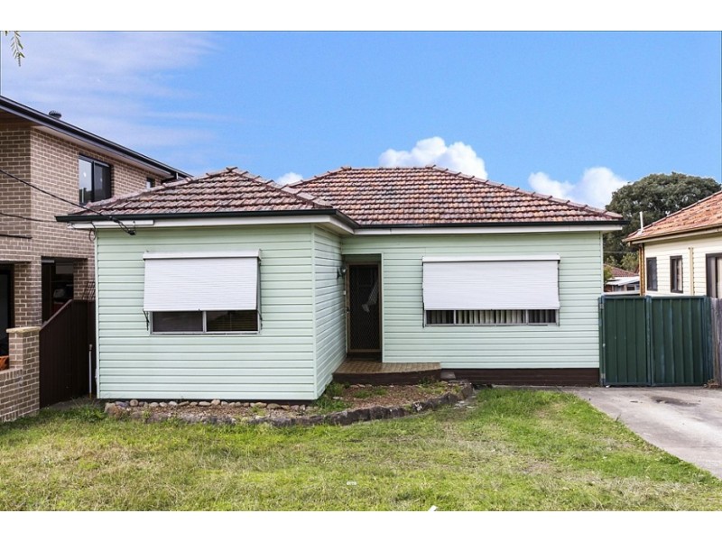 12 Adeline Road, Bass Hill NSW 2197