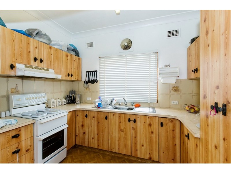 12 Adeline Road, Bass Hill NSW 2197