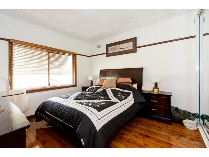 12 Adeline Road, Bass Hill NSW 2197