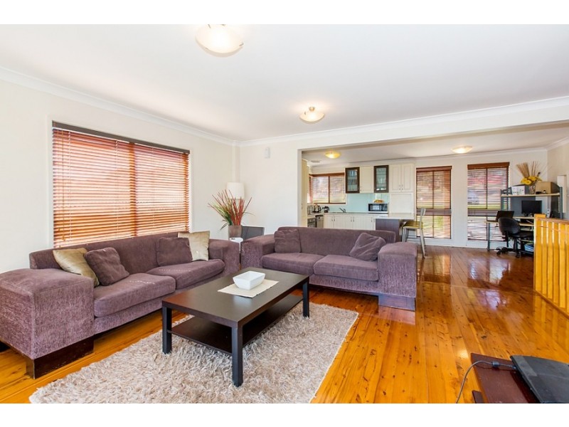 41 Sevenoaks Crescent, Bass Hill NSW 2197