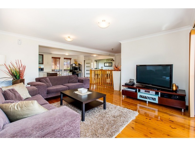 41 Sevenoaks Crescent, Bass Hill NSW 2197