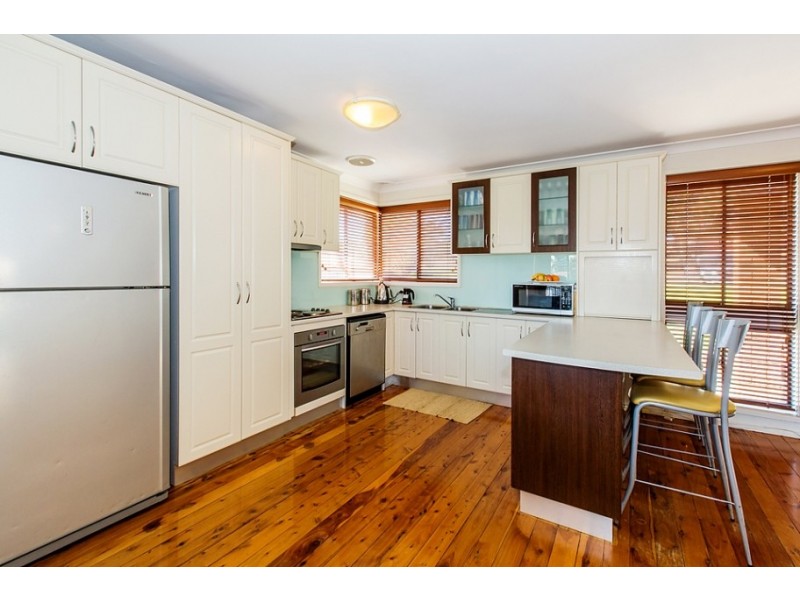 41 Sevenoaks Crescent, Bass Hill NSW 2197