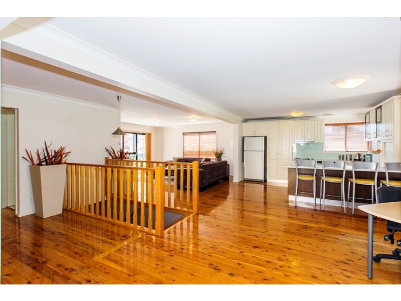 41 Sevenoaks Crescent, Bass Hill NSW 2197