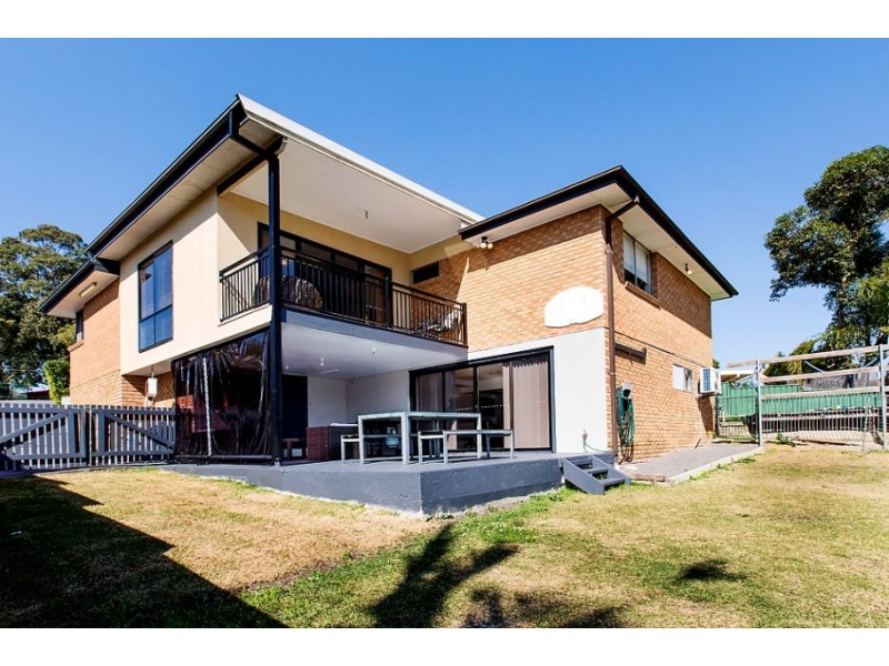 41 Sevenoaks Crescent, Bass Hill NSW 2197