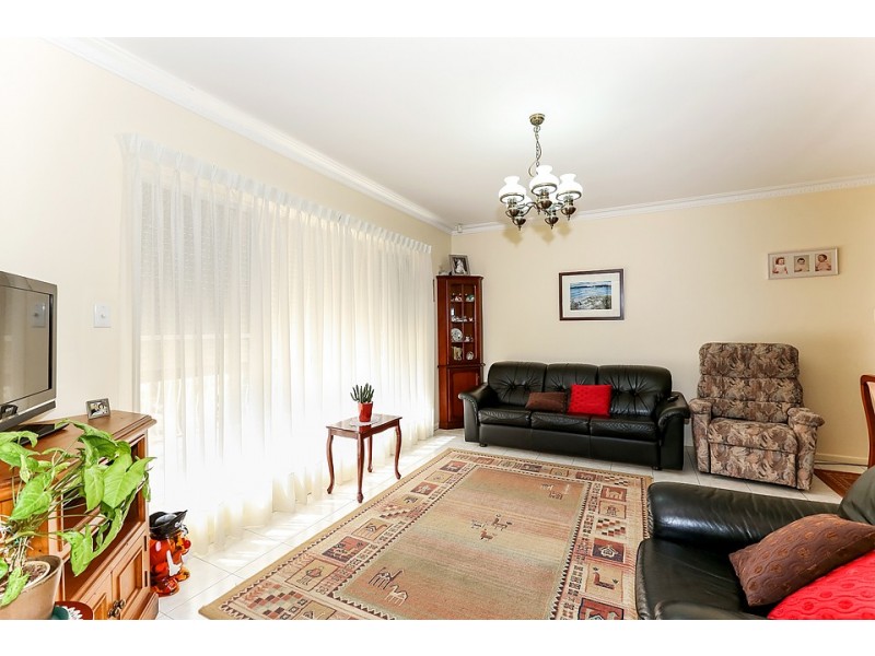 105 Flinders Road, Georges Hall NSW 2198