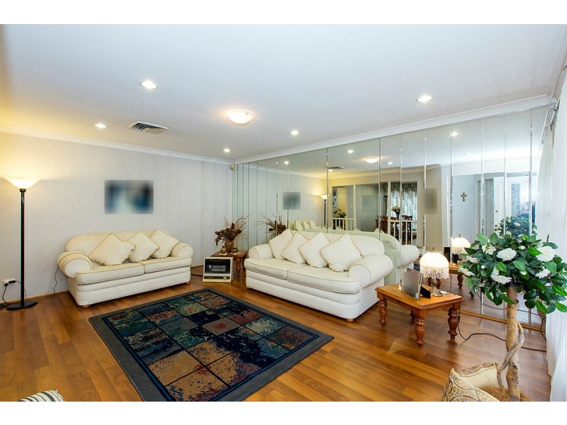 5 Beechwood Place, Bass Hill NSW 2197