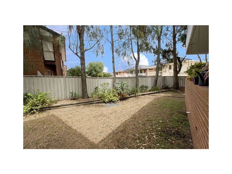 8/28-30 White Avenue, Bankstown NSW 2200