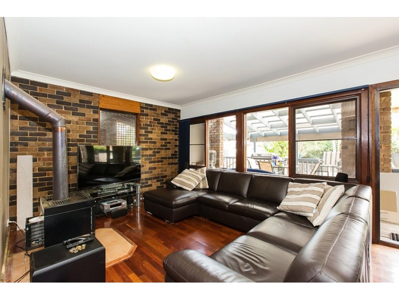 39 Yvonne Crescent, Bass Hill NSW 2197