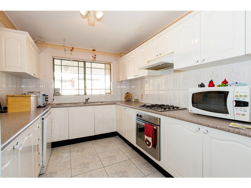 10/9 Cairds Avenue, Bankstown NSW 2200