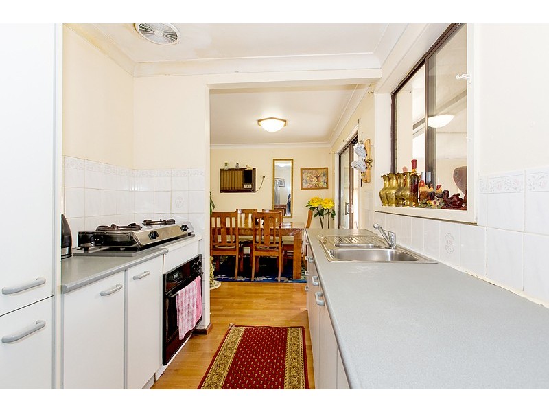 17 Fenton Crescent, Minto NSW 2566