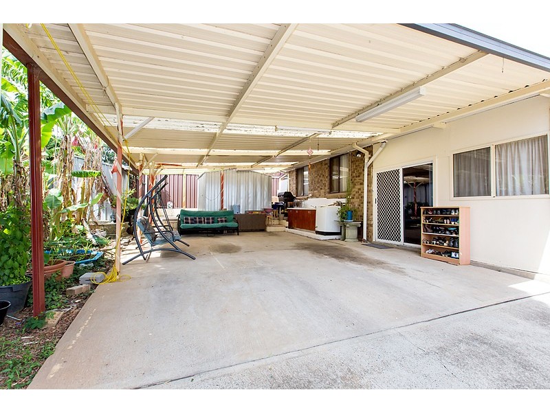 17 Fenton Crescent, Minto NSW 2566