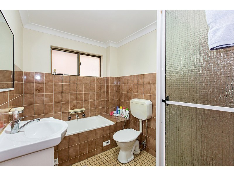 12/118-120 Meredith Street, Bankstown NSW 2200