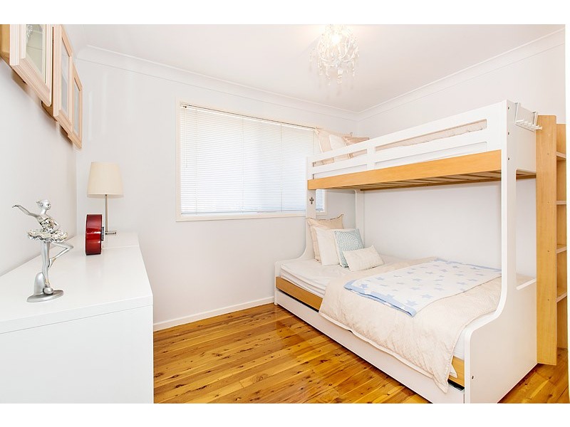 5 Binalong Avenue, Georges Hall NSW 2198