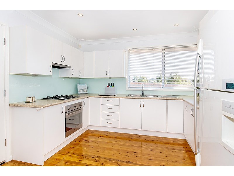 5 Binalong Avenue, Georges Hall NSW 2198