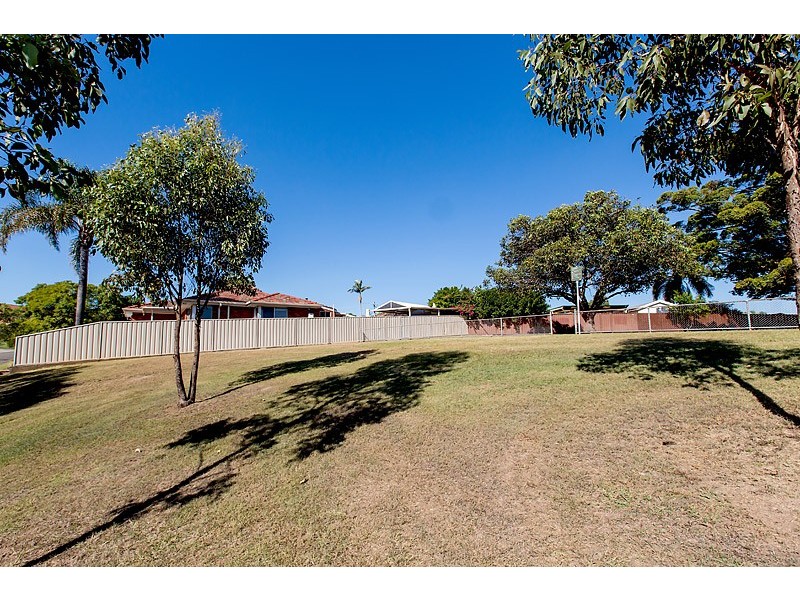 5 Binalong Avenue, Georges Hall NSW 2198