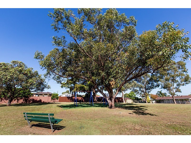 5 Binalong Avenue, Georges Hall NSW 2198