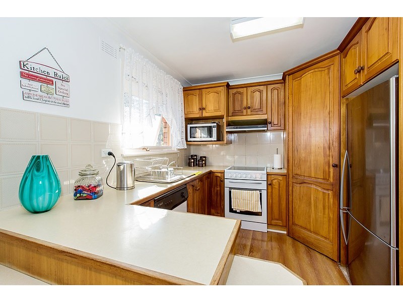 38 Oak Drive, Georges Hall NSW 2198