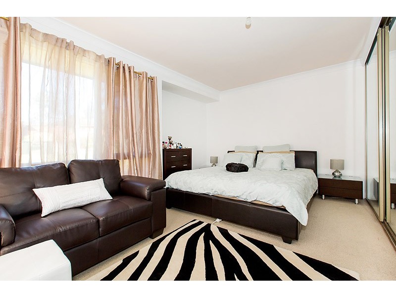 38 Oak Drive, Georges Hall NSW 2198