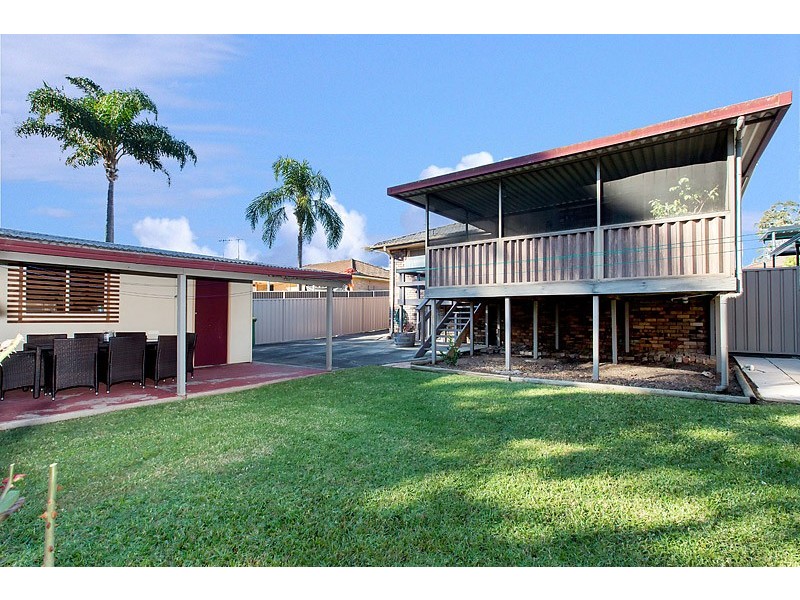 38 Oak Drive, Georges Hall NSW 2198