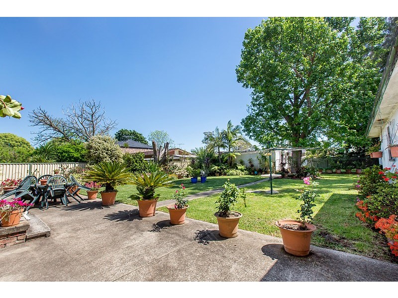 30 Haig Avenue, Georges Hall NSW 2198