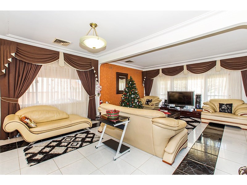 46 Haig Avenue, Georges Hall NSW 2198