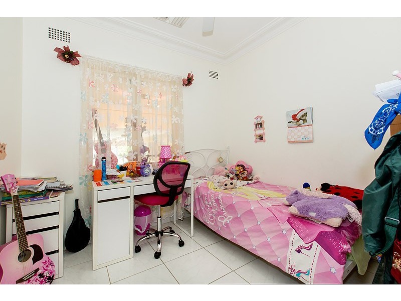 46 Haig Avenue, Georges Hall NSW 2198