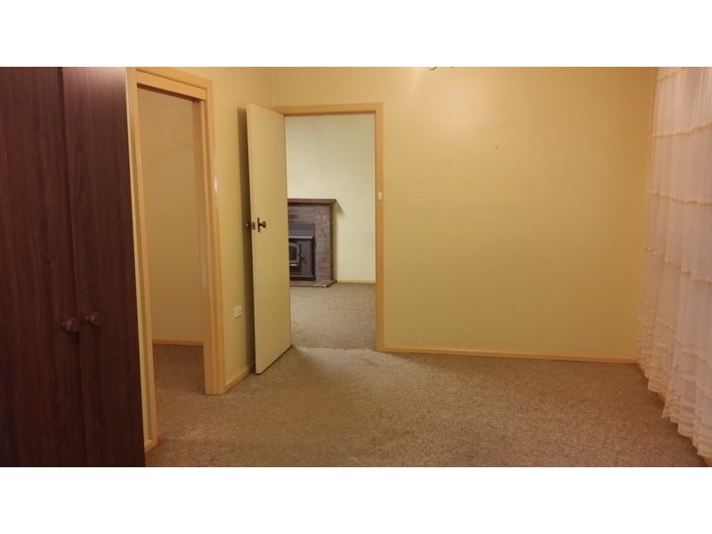 5 Haig Avenue, Georges Hall NSW 2198