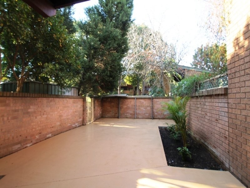 2/42-44 Fuller Street, Chester Hill NSW 2162