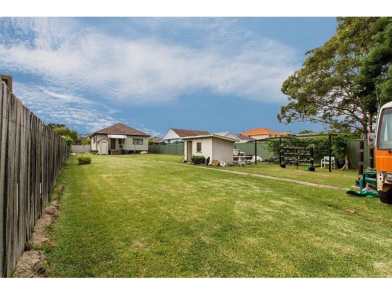 63 Hill Road, Birrong NSW 2143