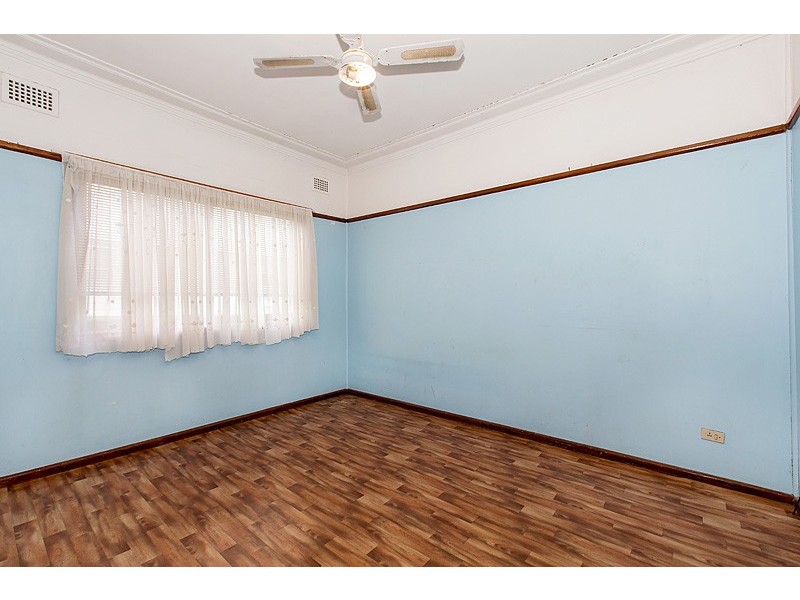 63 Hill Road, Birrong NSW 2143