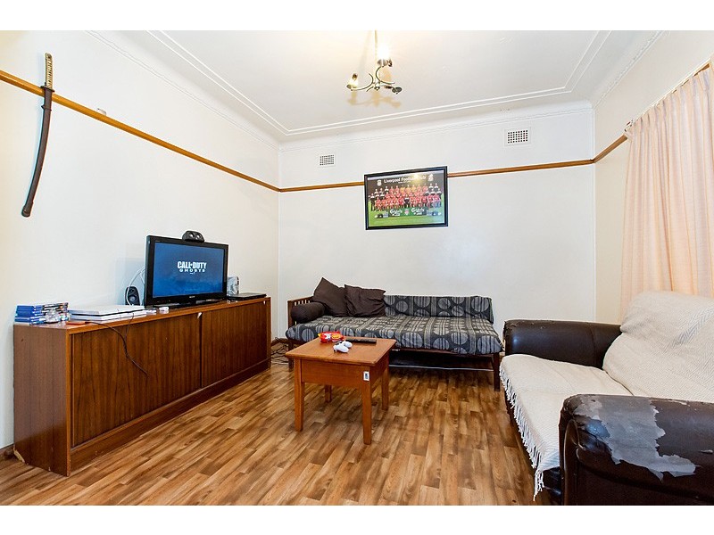 63 Hill Road, Birrong NSW 2143