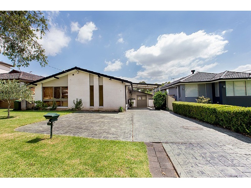 6 Brooke Street, Bass Hill NSW 2197