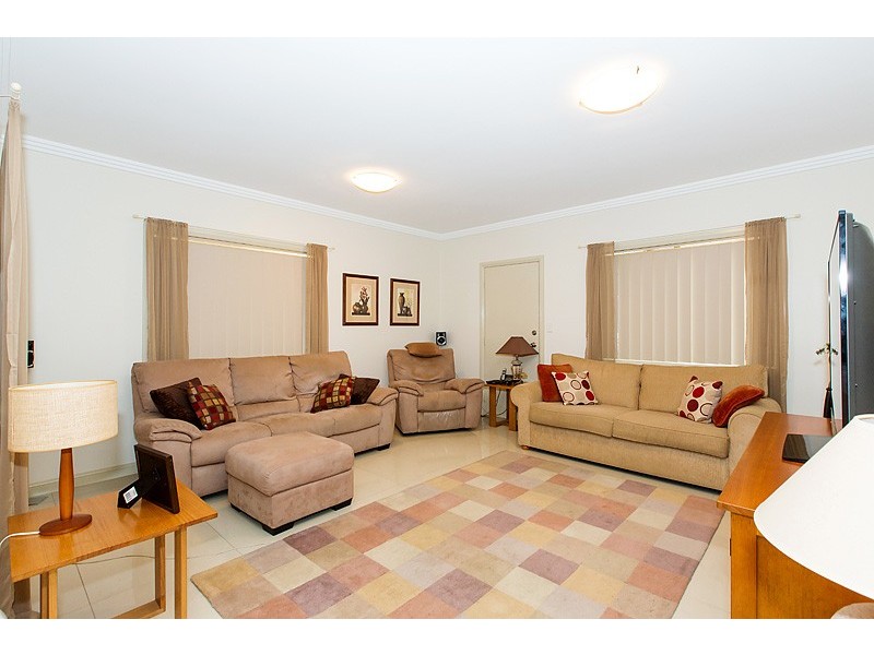 4/14 Hishion Place, Georges Hall NSW 2198