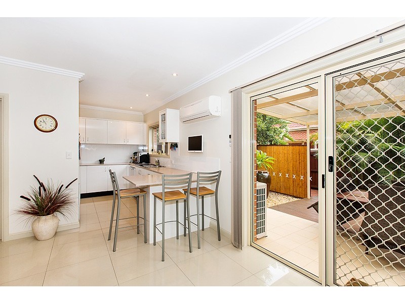 4/14 Hishion Place, Georges Hall NSW 2198