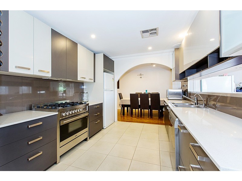 21 Sevenoaks Crescent, Bass Hill NSW 2197