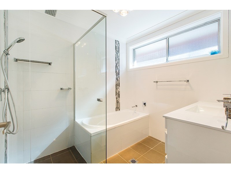 21 Sevenoaks Crescent, Bass Hill NSW 2197