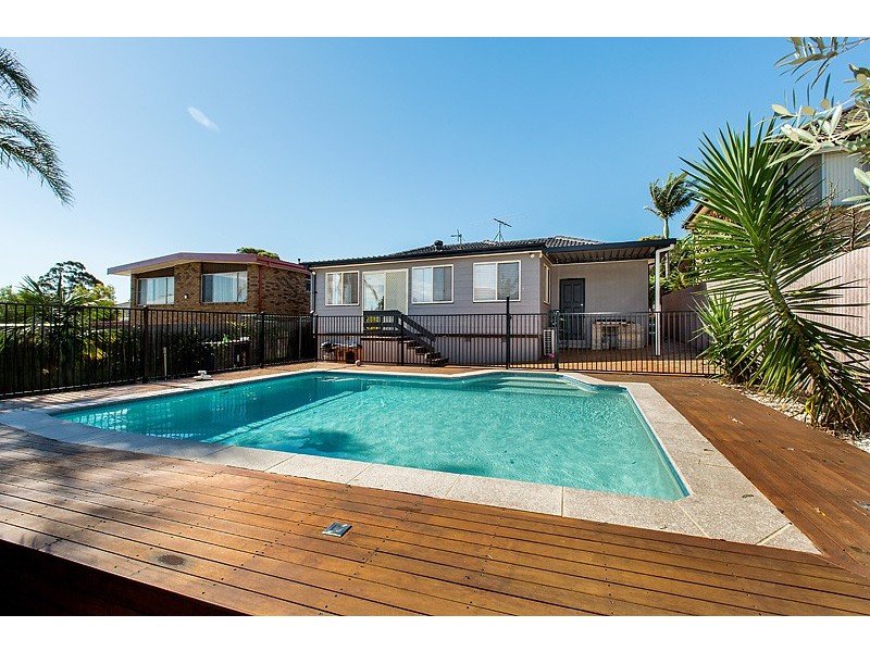21 Sevenoaks Crescent, Bass Hill NSW 2197