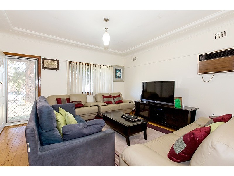 30 Bowden Boulevarde, Yagoona NSW 2199