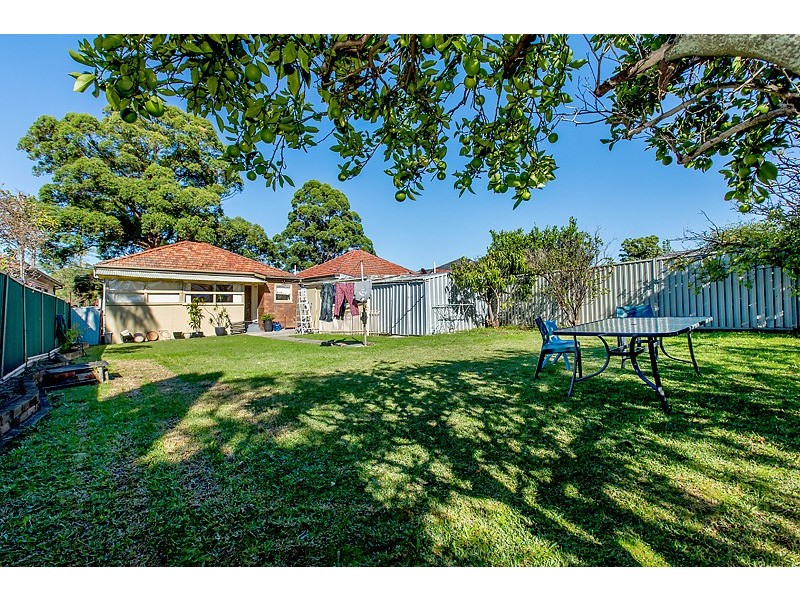 30 Bowden Boulevarde, Yagoona NSW 2199