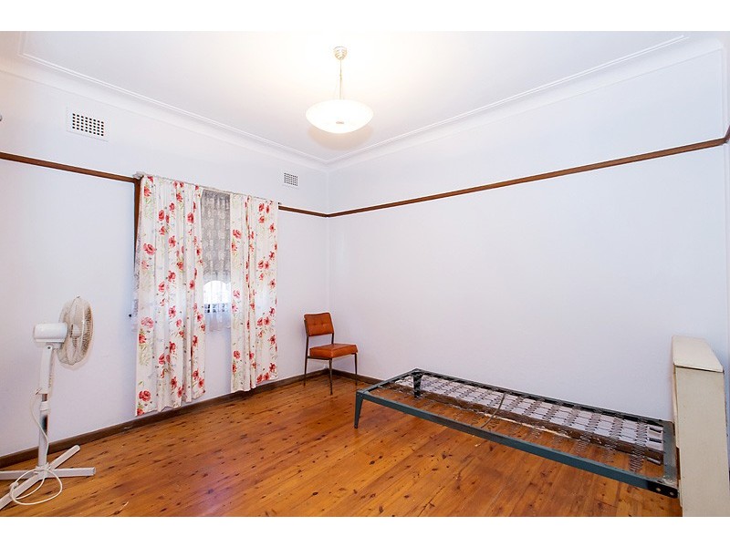 81 Birdwood Road, Georges Hall NSW 2198