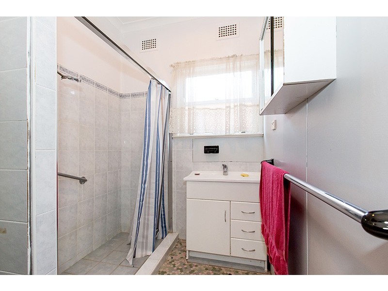 81 Birdwood Road, Georges Hall NSW 2198