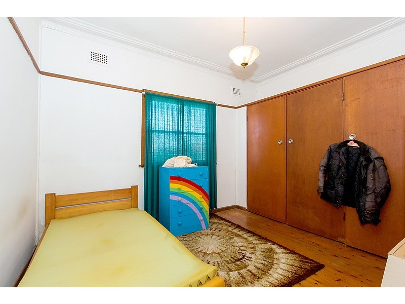 81 Birdwood Road, Georges Hall NSW 2198