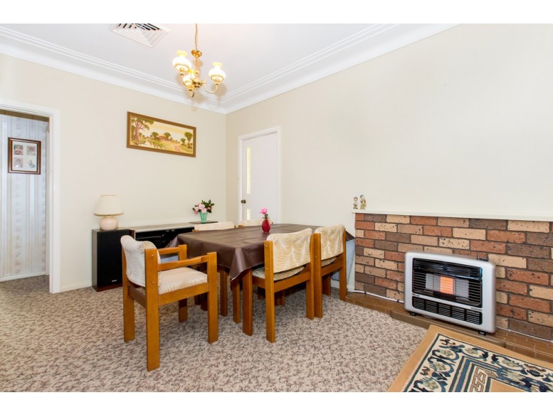 8 Rhonda Street, Revesby NSW 2212