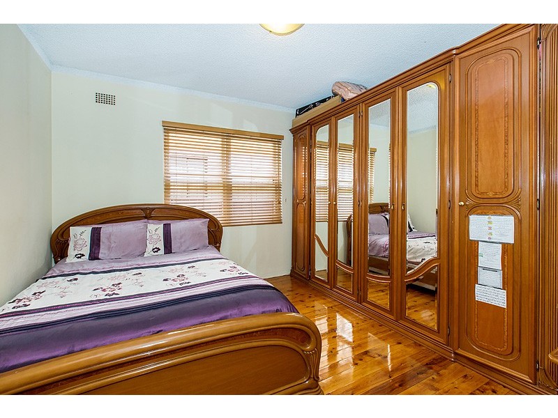 2/29 Urunga Parade, Punchbowl NSW 2196