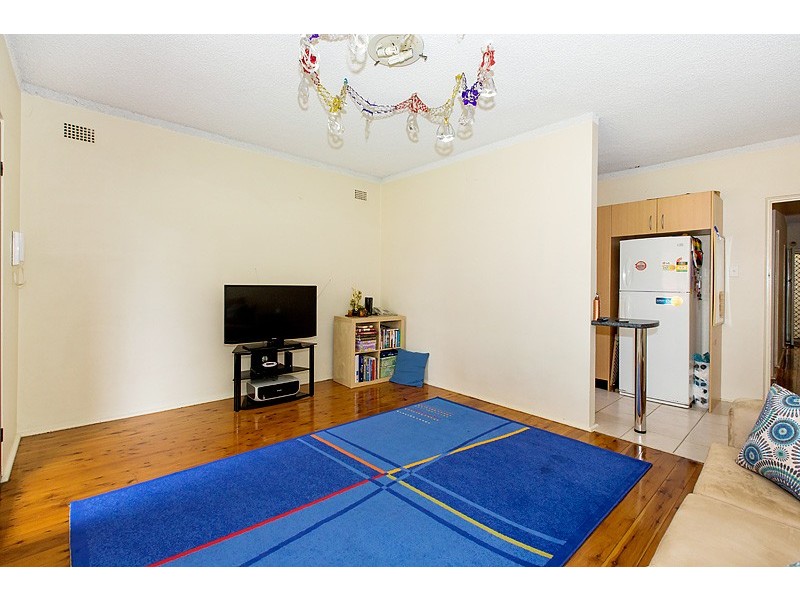 2/29 Urunga Parade, Punchbowl NSW 2196