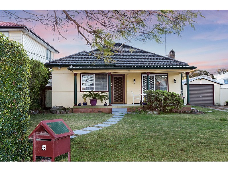 98 Avoca Street, Yagoona NSW 2199