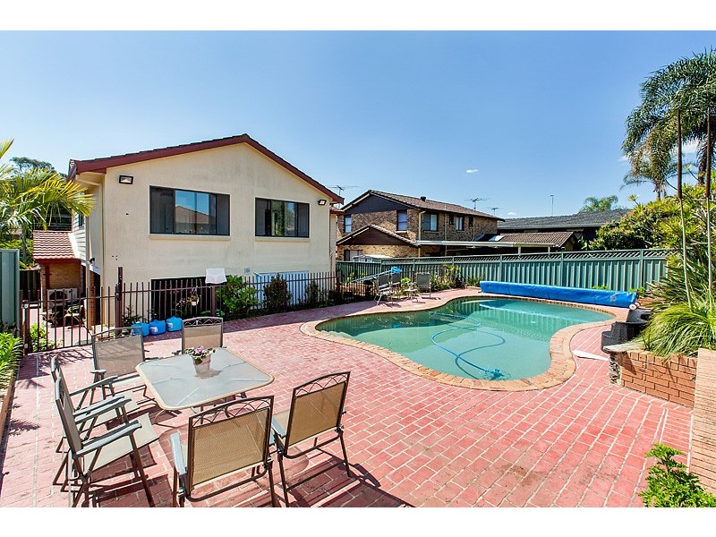 37 Keswick Street, Georges Hall NSW 2198