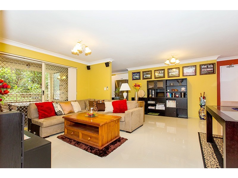 2/133 Meredith St, Bankstown NSW 2200